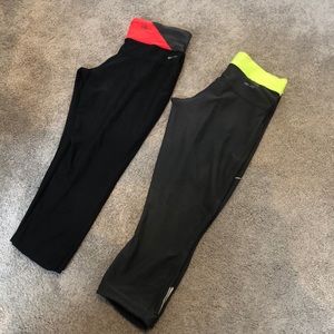 2 capri yoga pants
